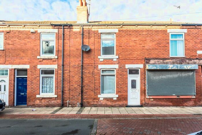 2 Bedroom Property To Rent In Glebe Street, Castleford, WF10