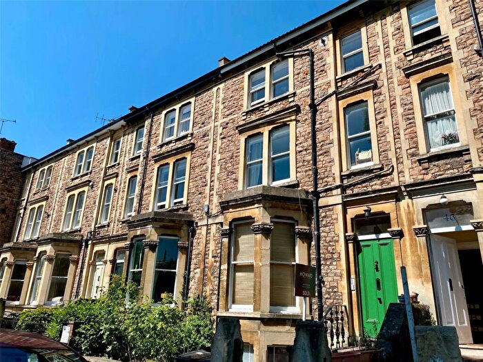 1 Bedroom Apartment For Sale In Alma Vale Road, Clifton, Bristol, BS8