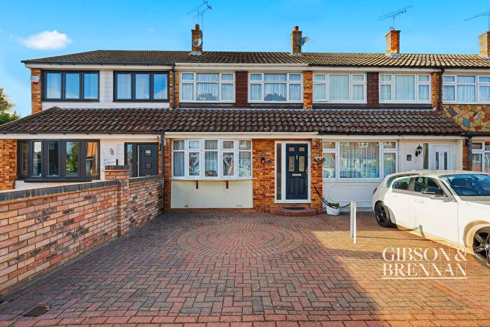 3 Bedroom Terraced House For Sale In Rose Valley Crescent, Stanford-Le-Hope, SS17