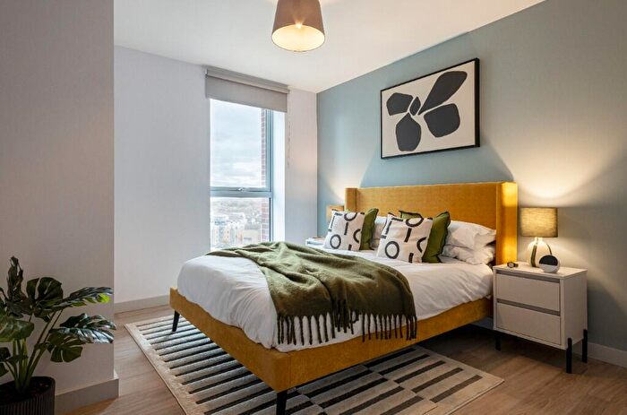 1 Bedroom Apartment To Rent In Dockside, Edinburgh, EH6