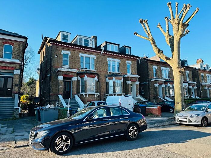 1 Bedroom Flat To Rent In Cavendish Road, London, NW6