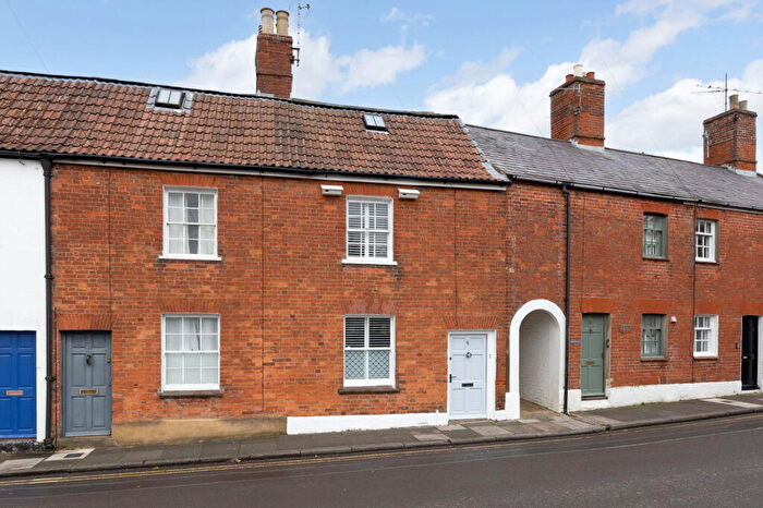 2 Bedroom Terraced House For Sale In Bridewell Street, Devizes, Wiltshire, SN10