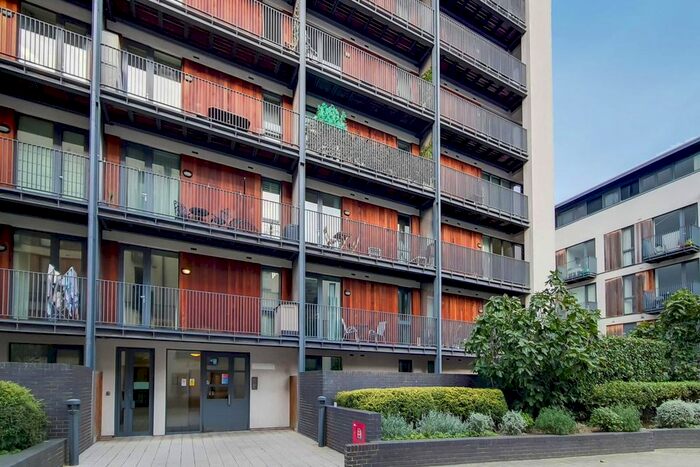 1 Bedroom Flat To Rent In City Walk, London Bridge, London SE1