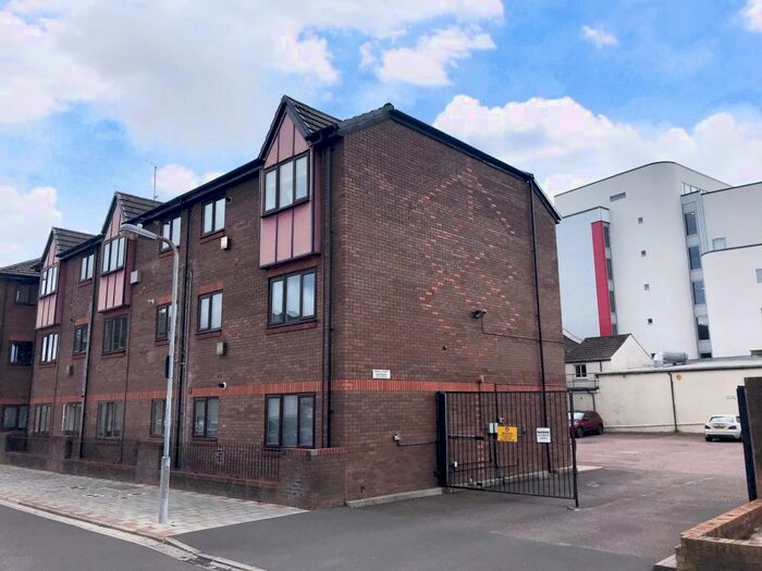 1 Bedroom Flat To Rent In St. Peters Street, Cardiff, CF24