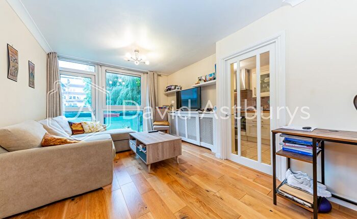 1 Bedroom Flat For Sale In Haverstock Road, Kentish Town, London, NW5