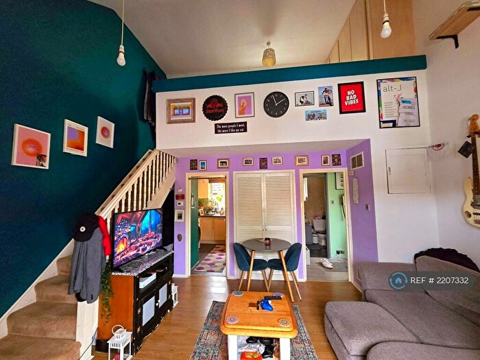 1 Bedroom Flat To Rent In Maiden Place, Lower Earley, Reading, RG6