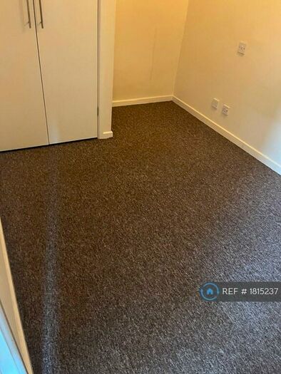 1 Bedroom Flat To Rent In Winchester Court, Romsey, SO51