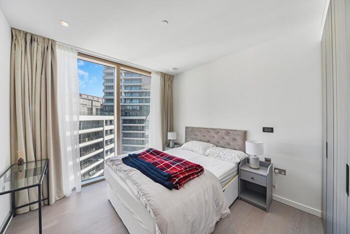 2 Bedroom Apartment To Rent In Park Drive London, E14