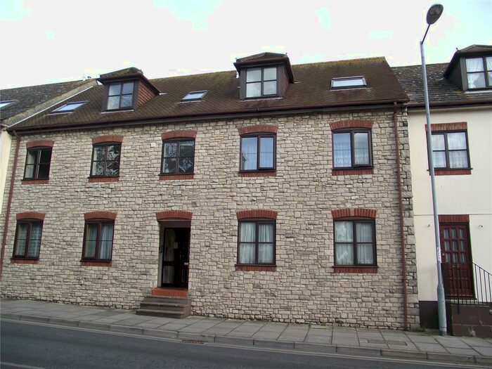 1 Bedroom Flat To Rent In Church Close, Dorchester, Dorset DT1