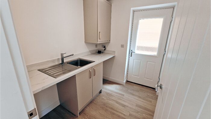 4 Bedroom Detached House For Sale In Off Moor Road, Bestwood Village Nottingham, NG6