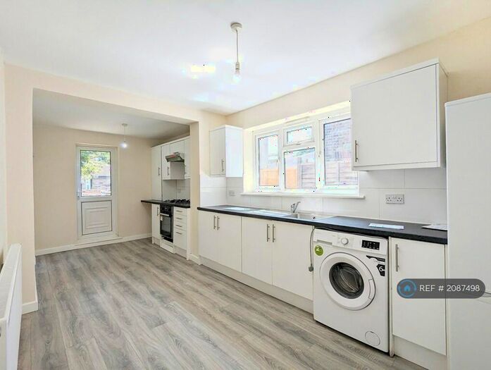 3 Bedroom Terraced House To Rent In Trulock Road, London, N17