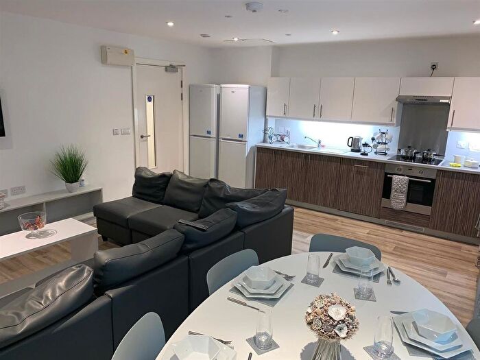 Studio To Rent In Blandford Square, Newcastle Upon Tyne, NE1