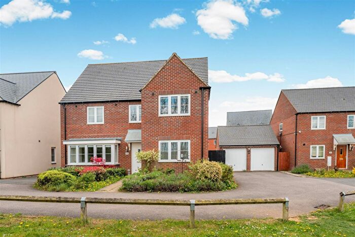 5 Bedroom Detached House For Sale In Swift Drive, Bodicote, Banbury - Exceptionally Good Layout, OX15