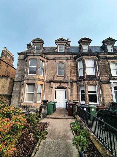 2 Bedroom Flat To Rent In , Mayfield Gardens, Edinburgh, EH9
