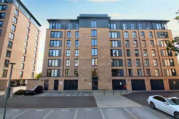 1 Bedroom Flat For Sale In Dorking Grove, Edgbaston, Birmingham, B15