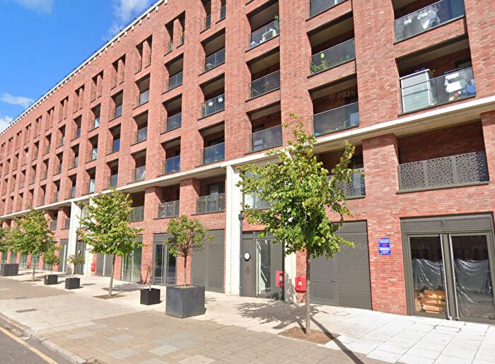 1 Bedroom Flat For Sale In Green Street, London, E13