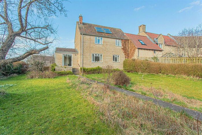 3 Bedroom Detached House For Sale In Church View, Bristol, BS30