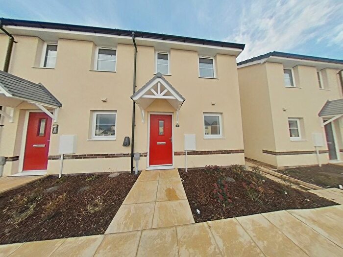 2 Bedroom Terraced House To Rent In Abbotsham, Bideford, EX39