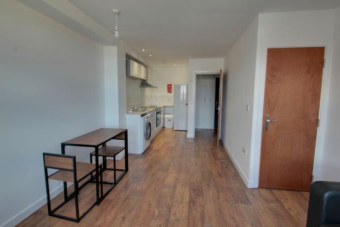 2 Bedroom Flat To Rent In Southampton Street, Leicester, LE1