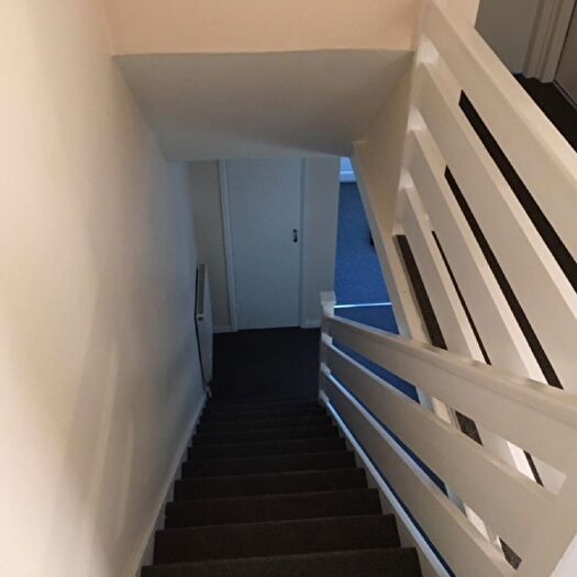 4 Bedroom House To Rent In Saxton Close (), Beeston, Nottingham, Nottinghamshire, NG9