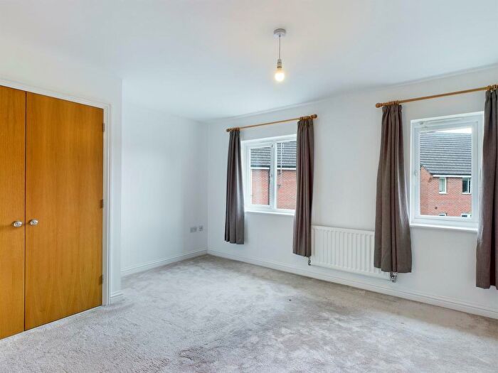 4 Bedroom Terraced House To Rent In Skippetts Gardens, Cranbourne, Basingstoke, RG21