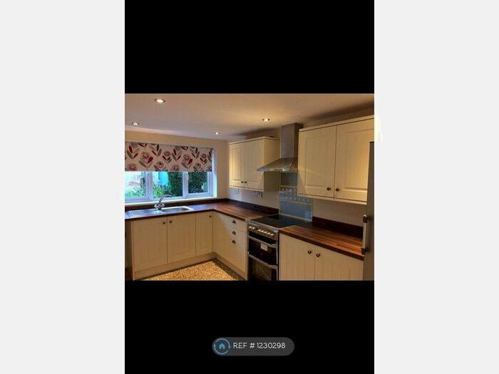 3 Bedroom Semi-Detached House To Rent In Dove Street, Ashbourne DE6