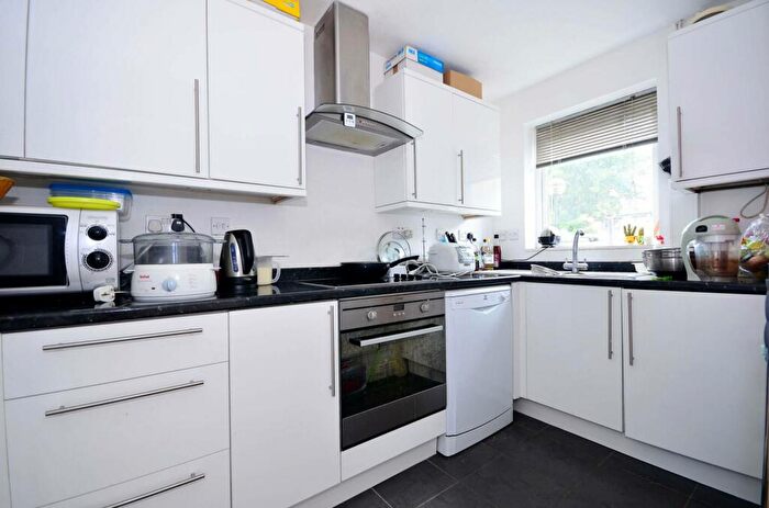 2 Bedroom Maisonette To Rent In Undine Road, Isle Of Dogs, London, E14