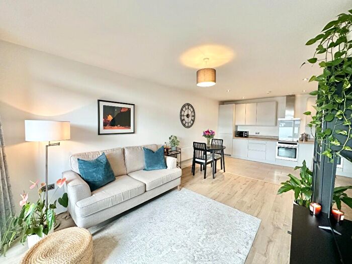 2 Bedroom Apartment For Sale In Maple Court, Cross Street, Sale, Greater Manchester, M33