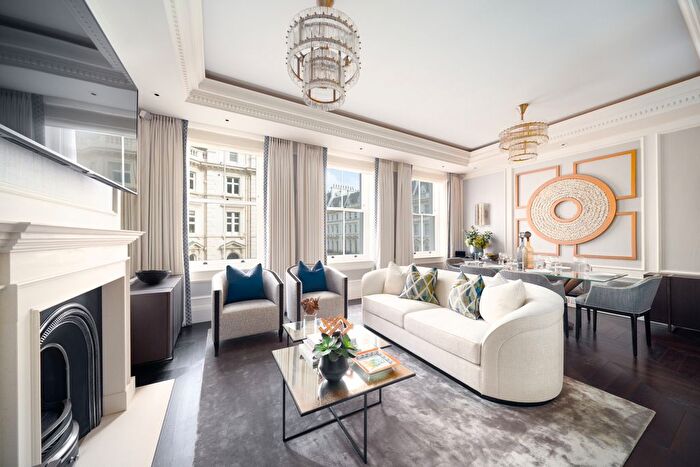 2 Bedroom Flat To Rent In Prince Of Wales Terrace, Kensington, London, United Kingdom, W8