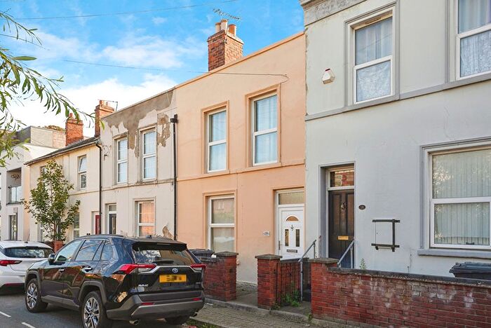 2 Bedroom Terraced House For Sale In Worcester Parade, Gloucester, Gloucestershire, GL1