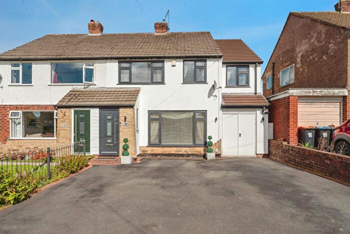 4 Bedroom Semi Detached House For Sale In Buckingham Avenue, Vicars Cross, Chester, CH3