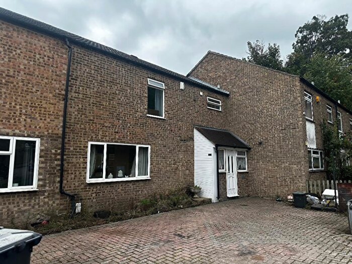 4 Bedroom End Of Terrace House For Sale In Berrylands, Orpington, Kent, BR6