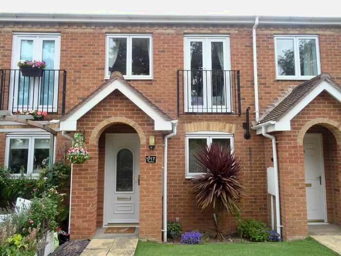 2 Bedroom Town House To Rent In Teal Drive, Hinckley, LE10