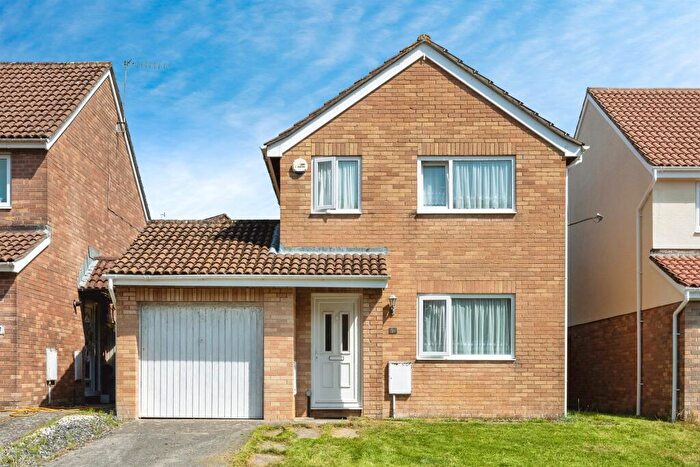 3 Bedroom Detached House For Sale In Heol Y Waun, Pontlliw, Swansea, SA4