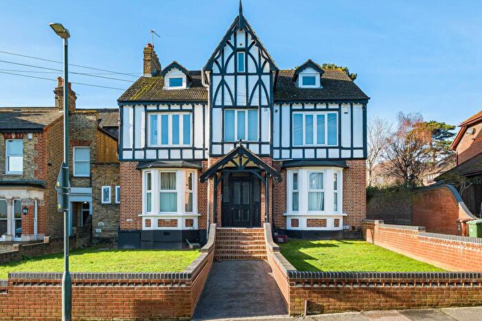 1 Bedroom Flat To Rent In Upton Road South, Bexley, DA5