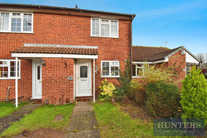 2 Bedroom Semi Detached House For Sale In Acorn Way, Wigston, LE18