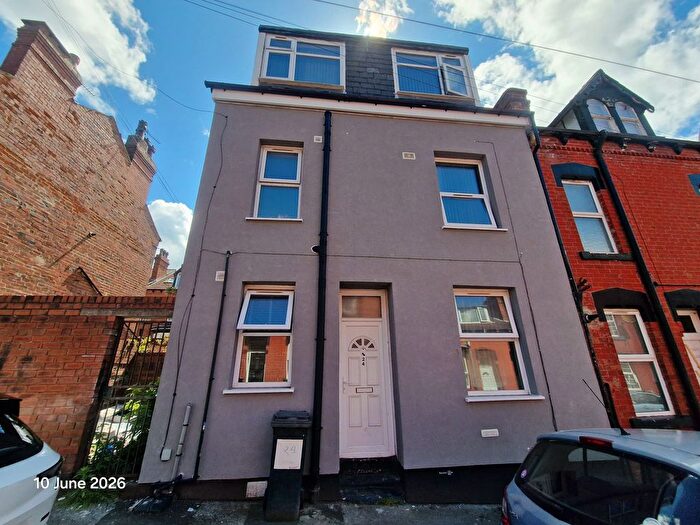 3 Bedroom Terraced House To Rent In Zetland Place, Leeds, LS8