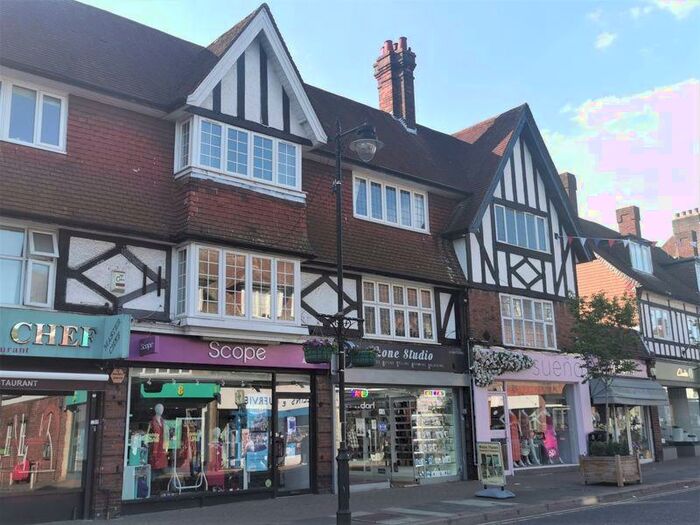 2 Bedroom Apartment To Rent In Sycamore Road, Amersham, HP6