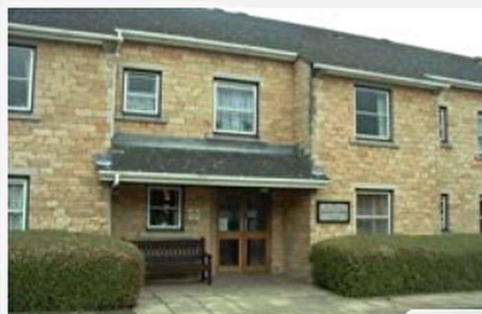 1 Bedroom Apartment To Rent In Church Mews, Leeds, West Yorkshire, LS23