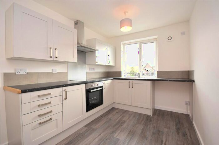 1 Bedroom Apartment To Rent In Kingswear Parade, Crossgates, Leeds, LS15