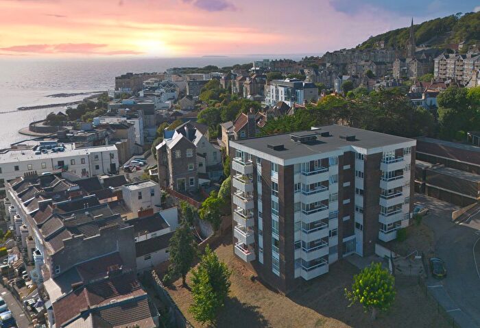 2 Bedroom Flat For Sale In Villa Rosa, BS23