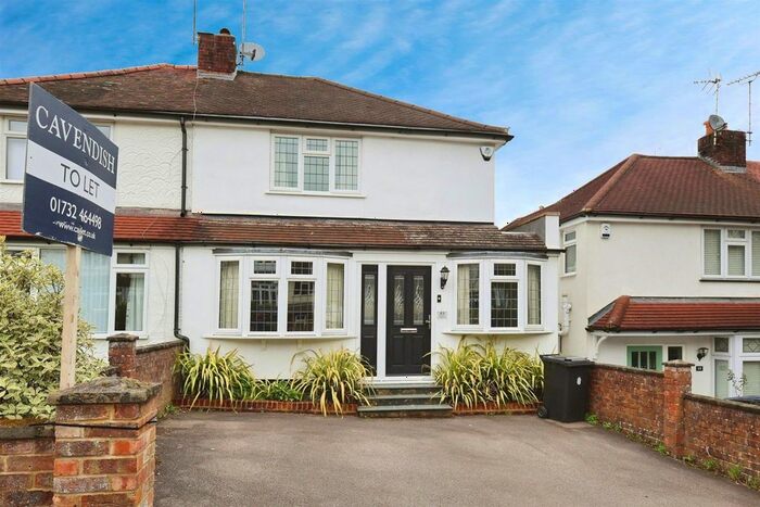 3 Bedroom Semi-Detached House To Rent In Bosville Road, Sevenoaks, TN13