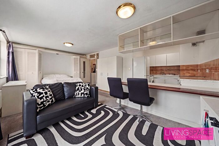 Studio For Sale In Woolmead Avenue, London, NW9