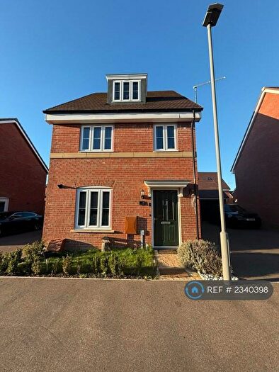 4 Bedroom Detached House To Rent In Saint Vincent Avenue, Bletchley, Milton Keynes, MK3