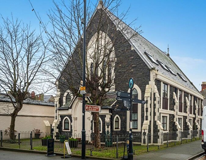 2 Bedroom Apartment For Sale In Church Street, Beaumaris, Isle Of Anglesey, LL58