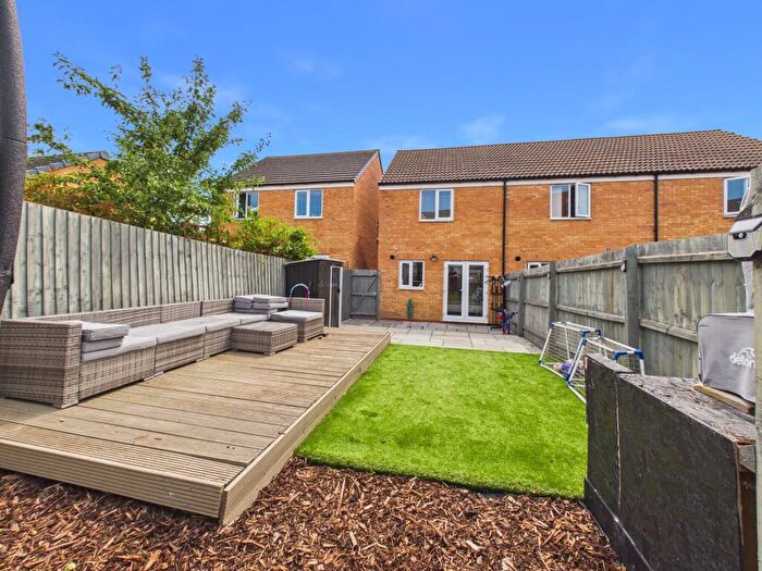 2 Bedroom End Of Terrace House For Sale In Linus Grove, Peterborough, PE2