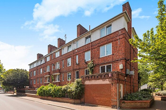 2 Bedroom Flat For Sale In Cherry Garden House, Cherry Garden Street, SE16
