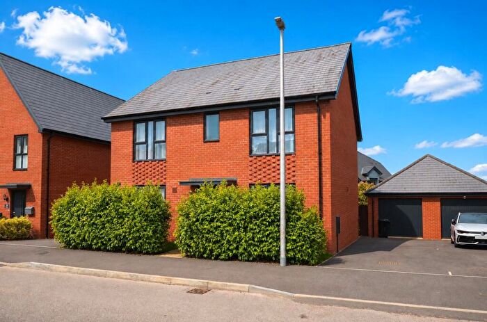 4 Bedroom Detached House For Sale In Willow Tree Fields, Nailsea, BS48