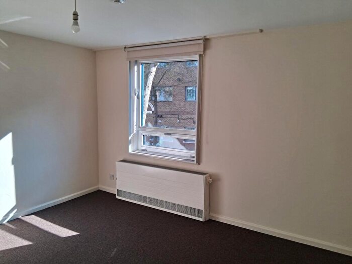 2 Bedroom Retirement Property To Rent In Thrawl Street, Spitalfields, London, E1