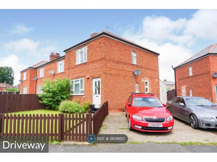 3 Bedroom End Of Terrace House To Rent In Jubilee Grove, Sleaford, NG34